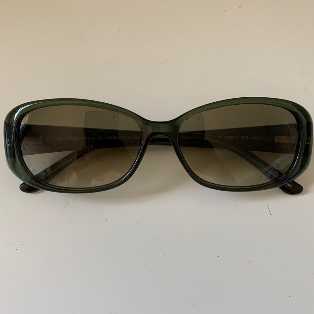 FENDI FS5185 GREEN STAR STUDDED SUNGLASSES